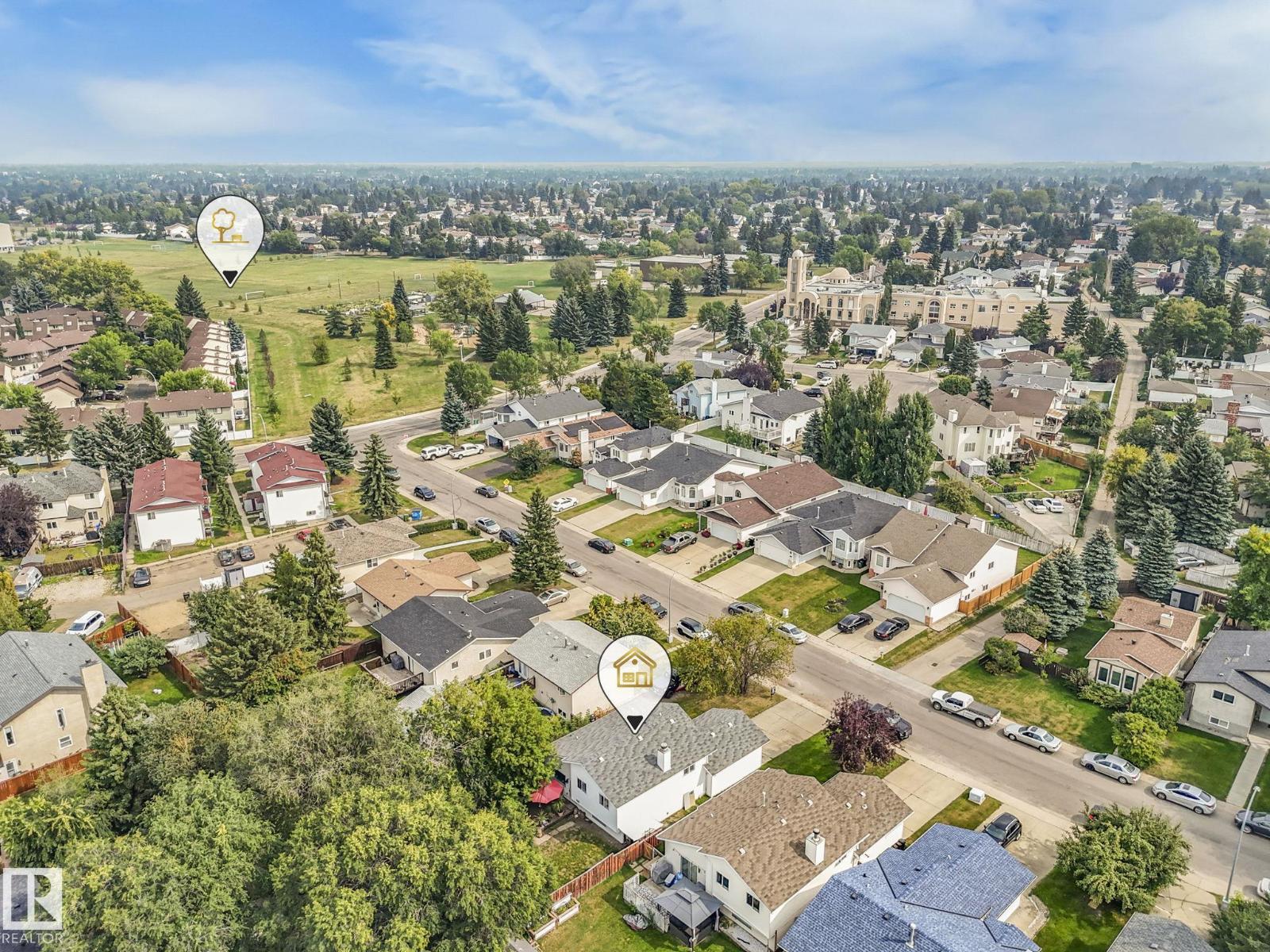 Photo 9 of 1116 61 St Nw Nw, Edmonton AB