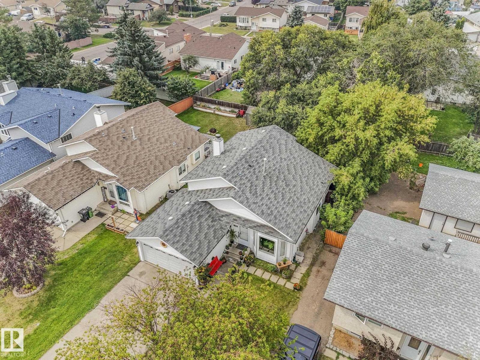 Photo 6 of 1116 61 St Nw Nw, Edmonton AB