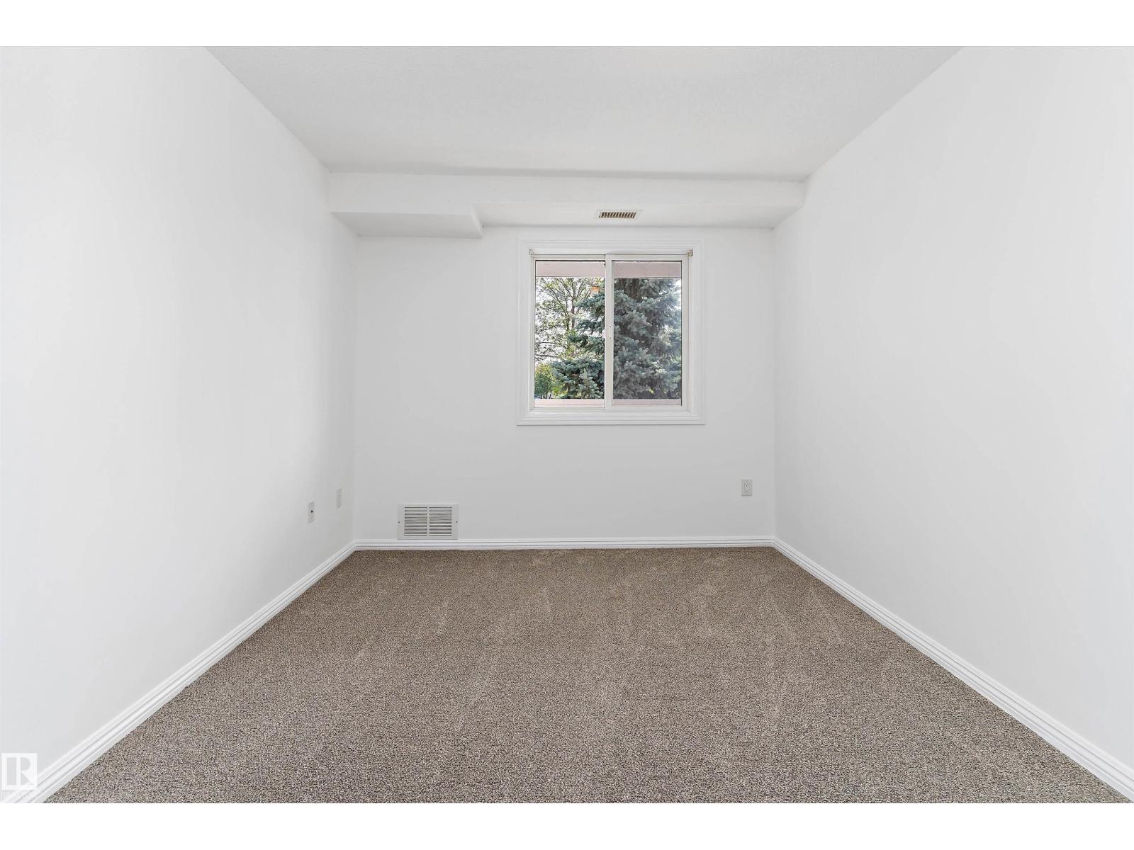 Photo 15 of 215 6220 Fulton Rd Nw, Edmonton AB