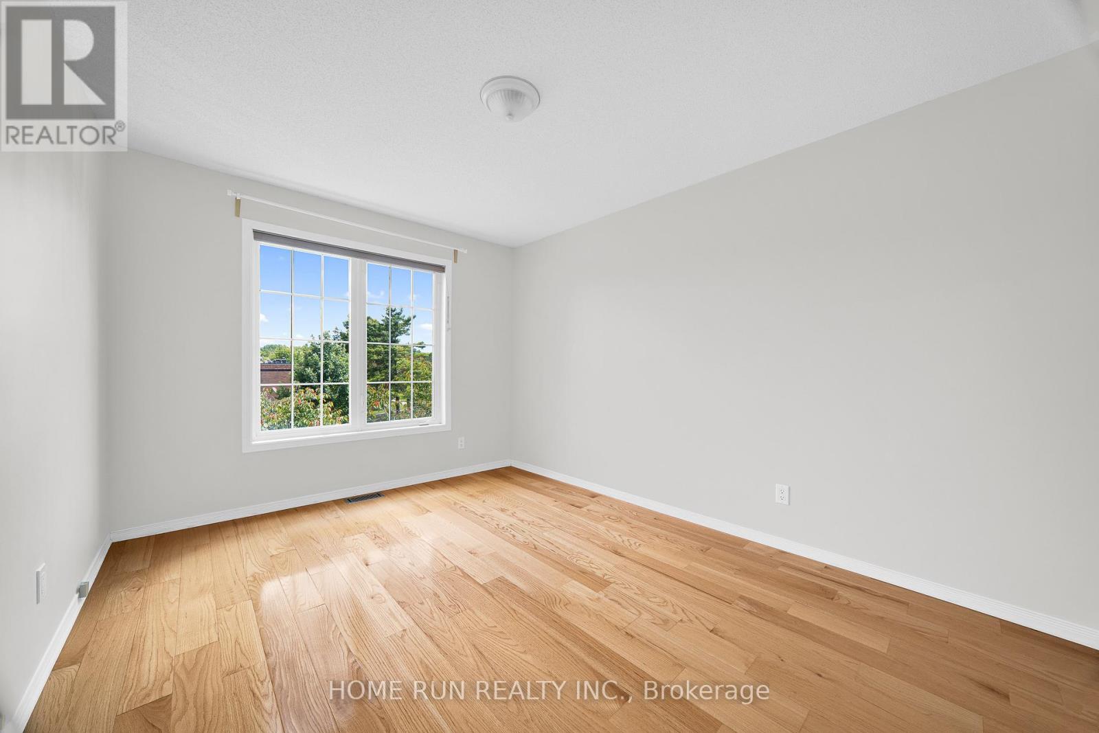 Photo 15 of 3438 Wyman Crescent, Ottawa ON