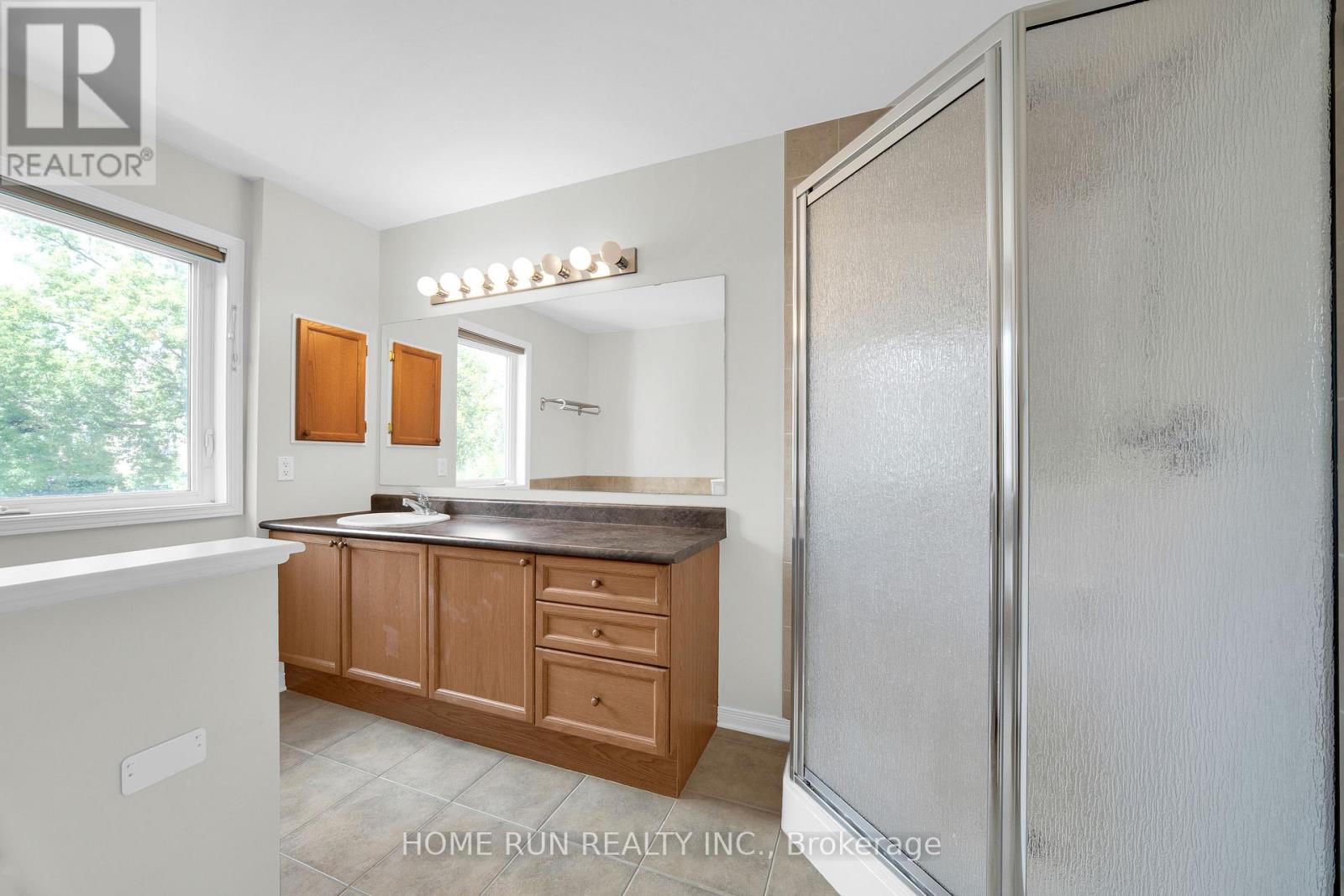 Photo 22 of 3438 Wyman Crescent, Ottawa ON