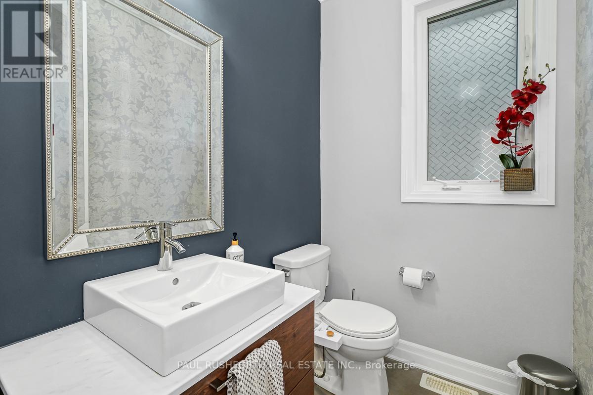 Photo 13 of 133 Mandalay Street, Ottawa ON