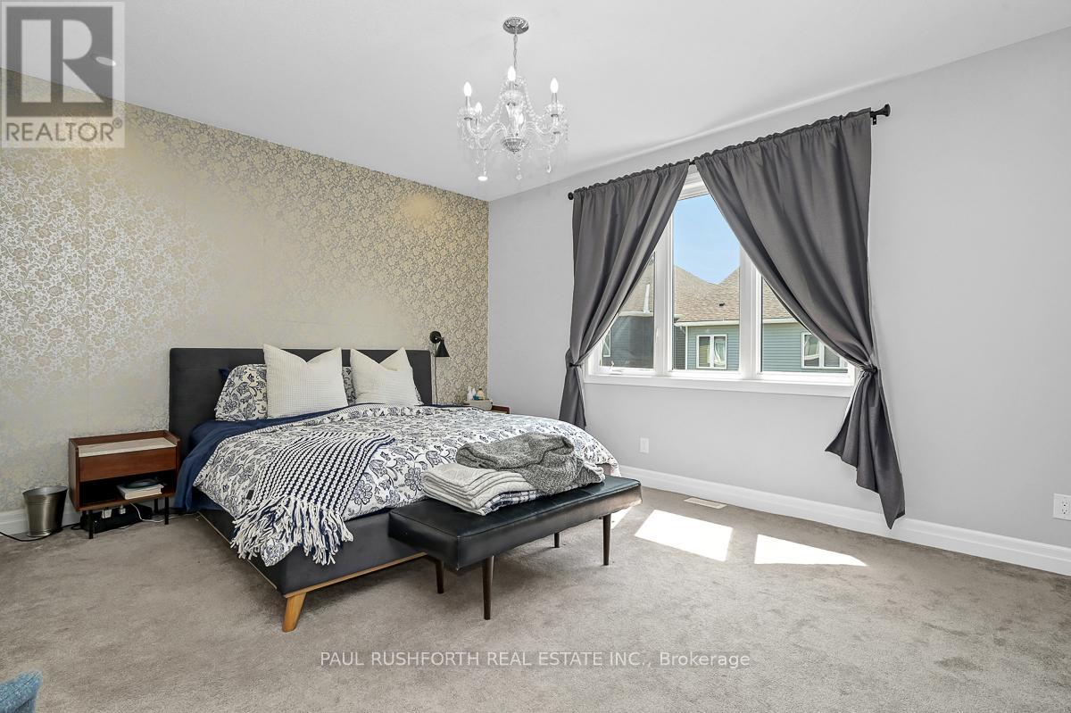 Photo 14 of 133 Mandalay Street, Ottawa ON
