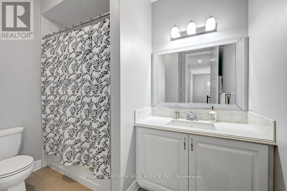 Photo 20 of 133 Mandalay Street, Ottawa ON