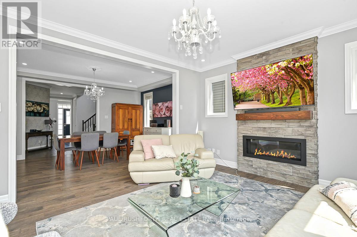 Photo 6 of 133 Mandalay Street, Ottawa ON