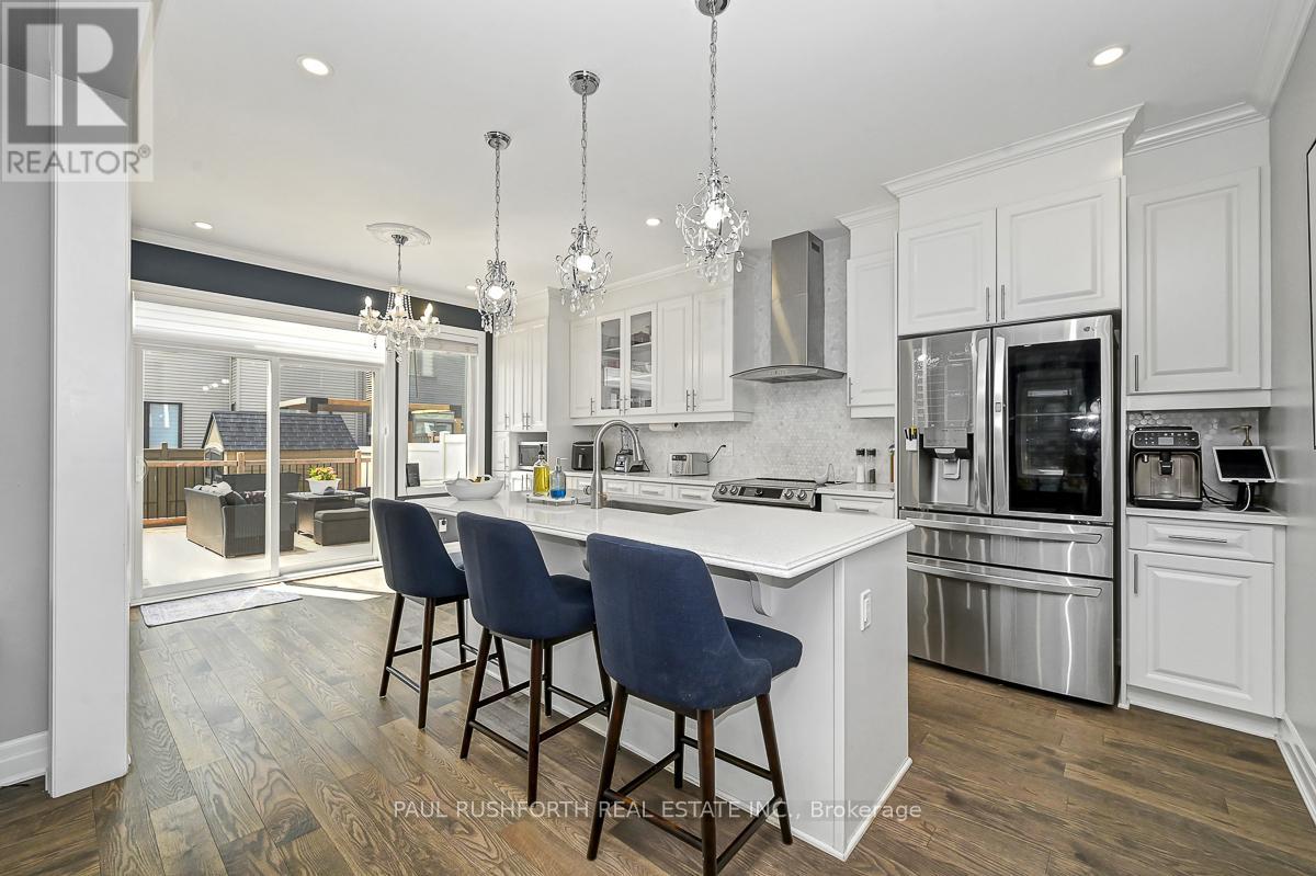 Photo 8 of 133 Mandalay Street, Ottawa ON