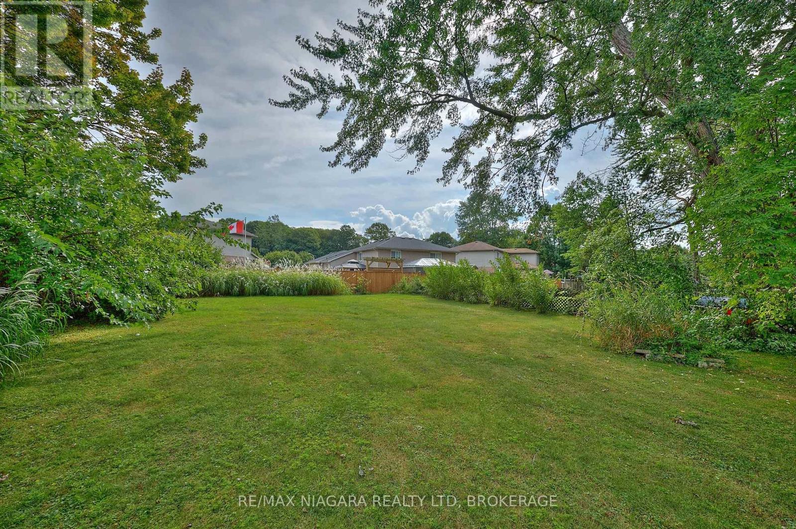 Photo 13 of 6112 Montrose Road, Niagara Falls ON