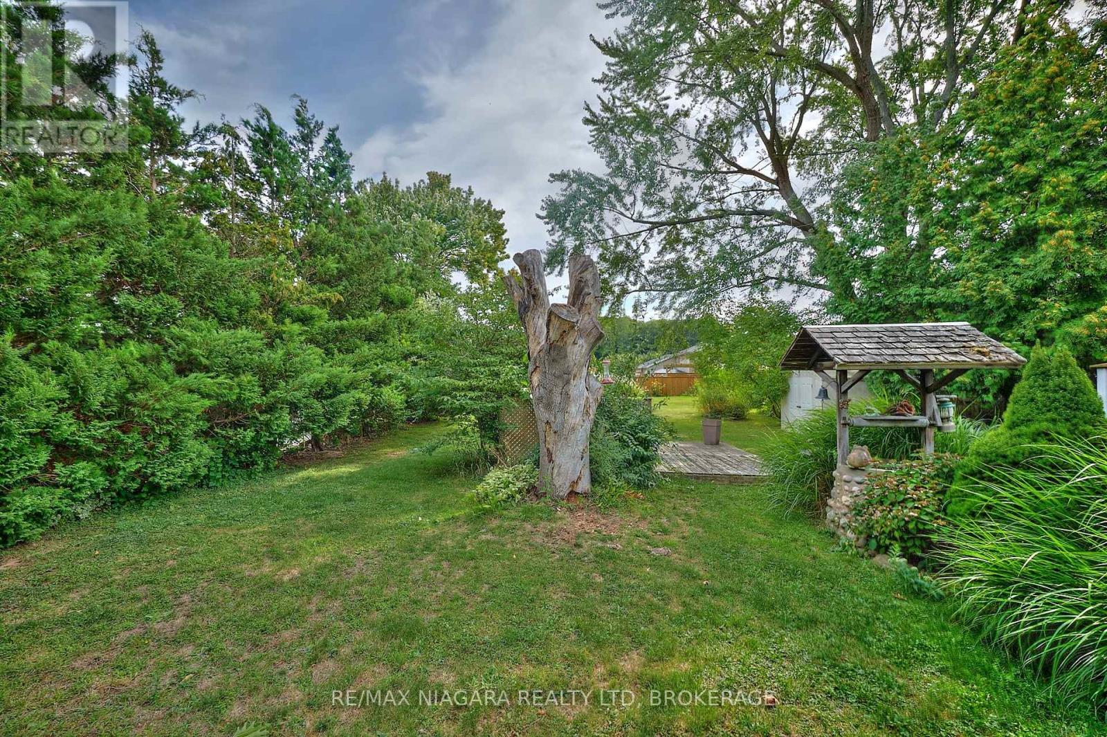 Photo 9 of 6112 Montrose Road, Niagara Falls ON