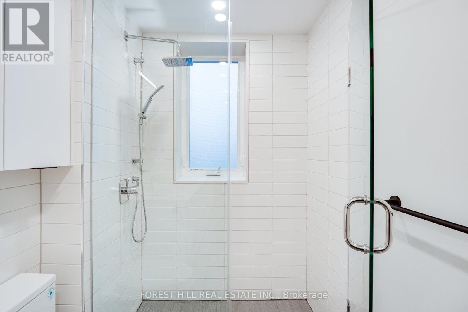 Photo 27 of 2 1 Greensides Avenue, Toronto ON