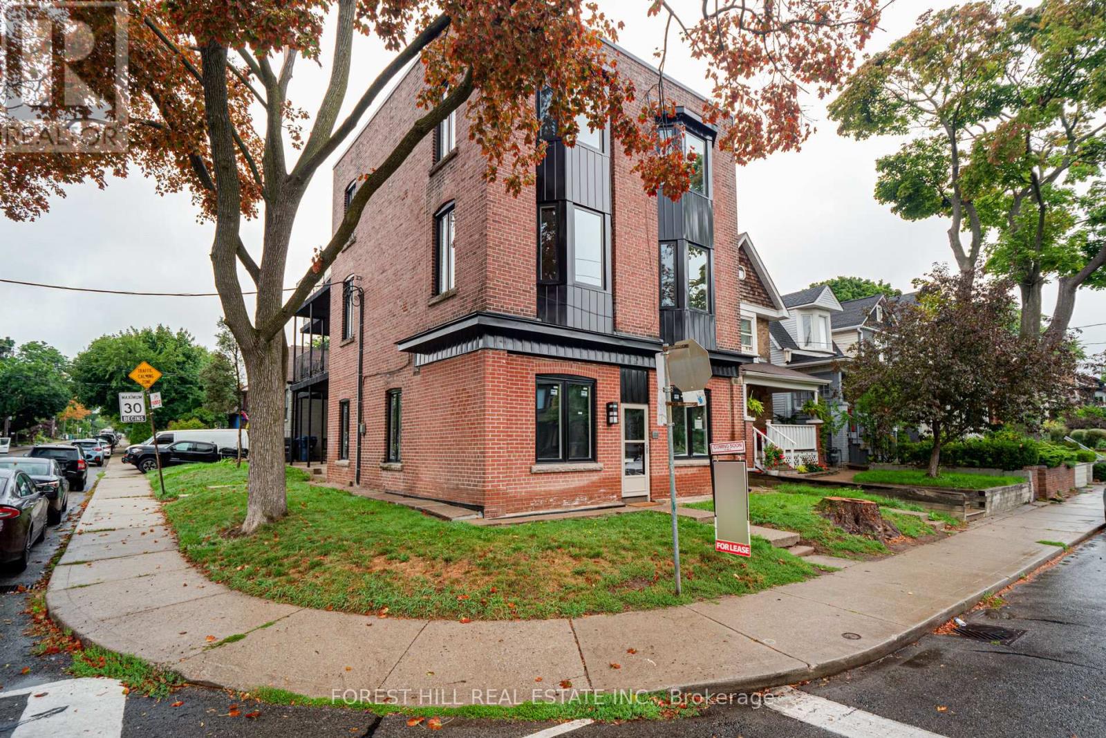 Photo 3 of 2 1 Greensides Avenue, Toronto ON