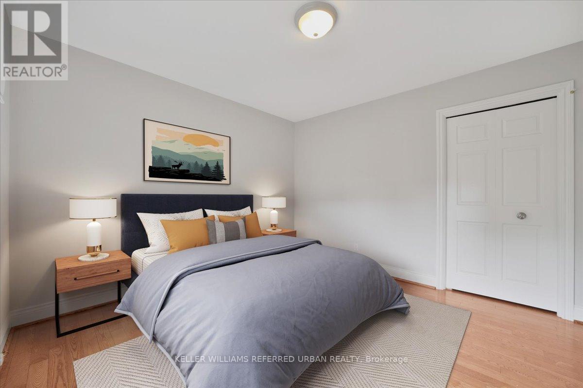 Photo 17 of 182 Park Home Avenue, Toronto ON