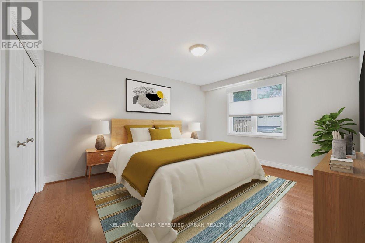 Photo 18 of 182 Park Home Avenue, Toronto ON