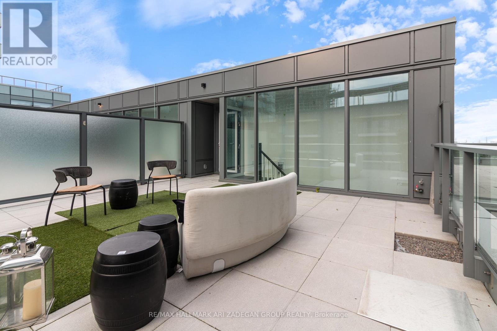 Photo 37 of S 607 8 Olympic Gdn Drive, Toronto ON