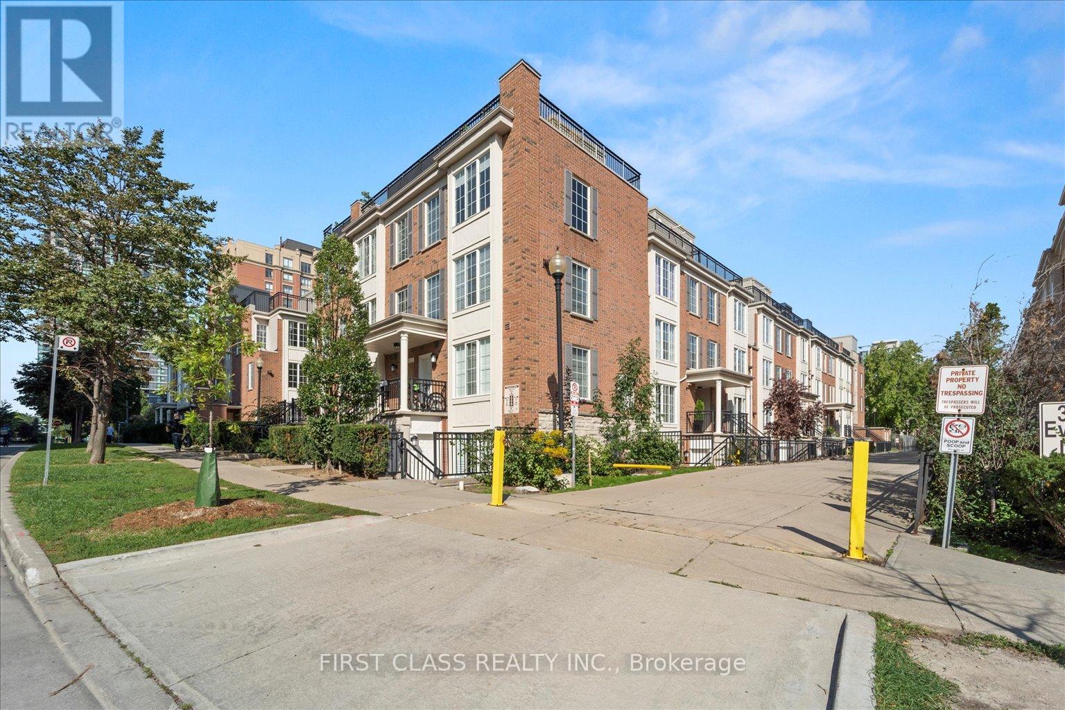 Photo 1 of 326 3 Everson Drive, Toronto ON
