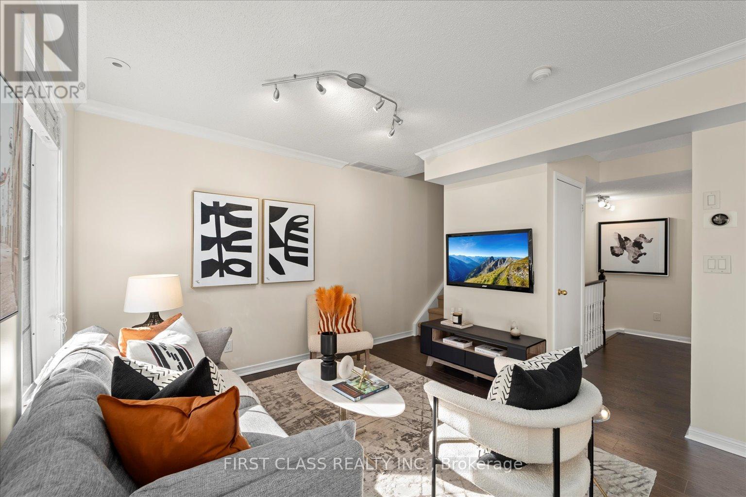 Photo 13 of 326 3 Everson Drive, Toronto ON