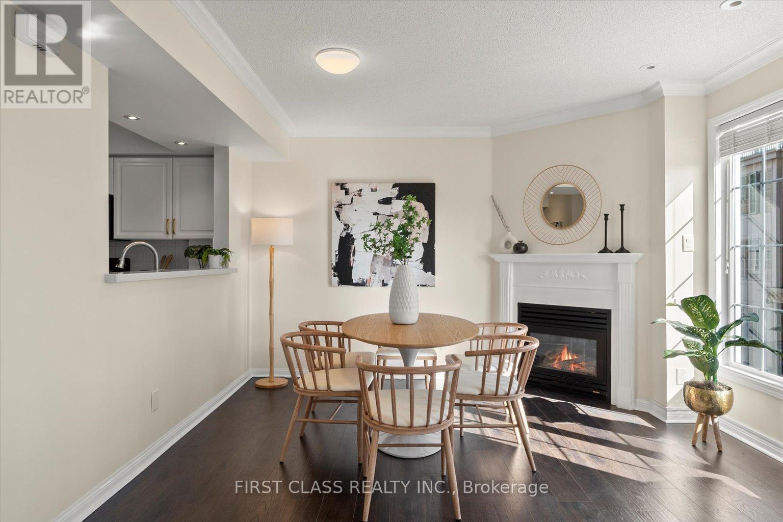 Photo 15 of 326 3 Everson Drive, Toronto ON