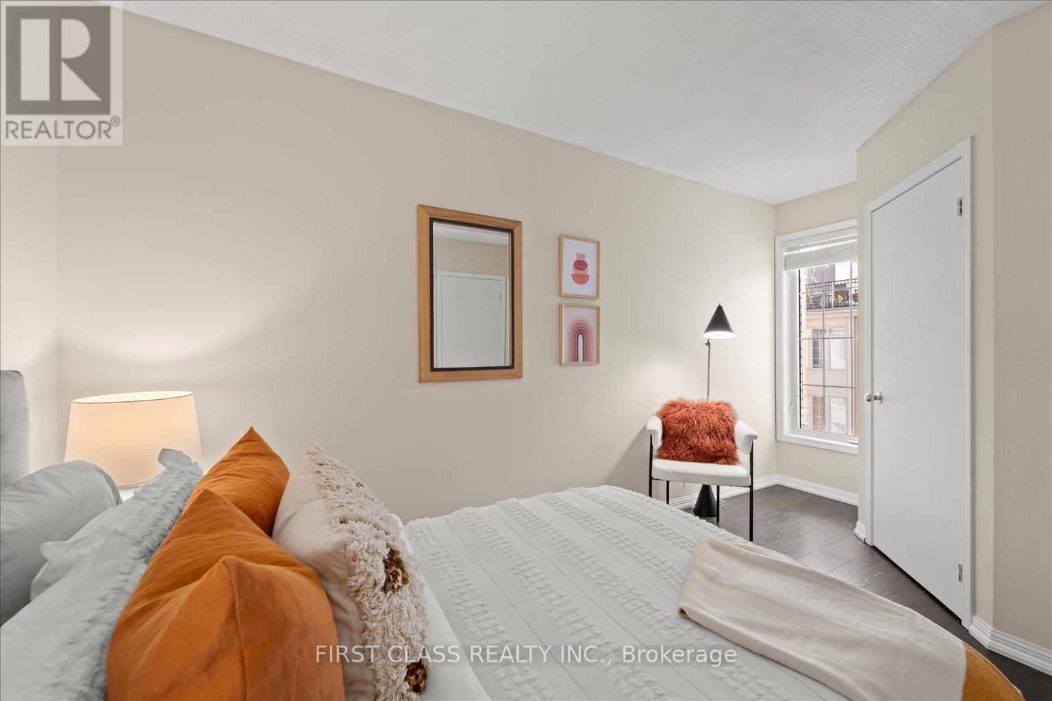 Photo 27 of 326 3 Everson Drive, Toronto ON