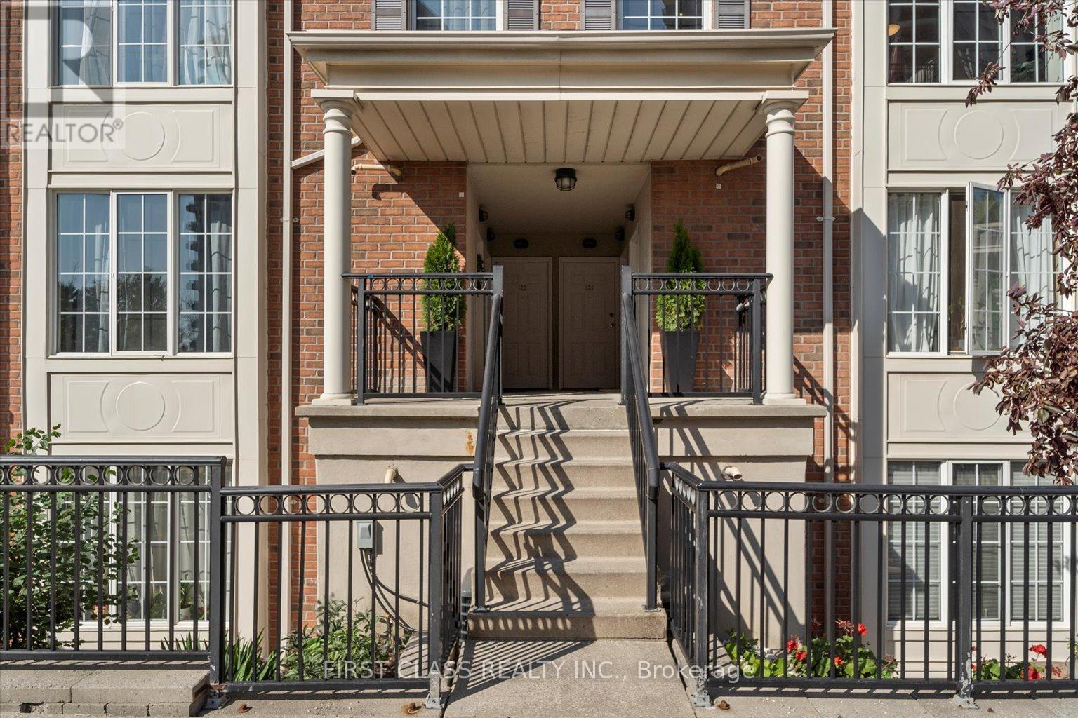 Photo 3 of 326 3 Everson Drive, Toronto ON