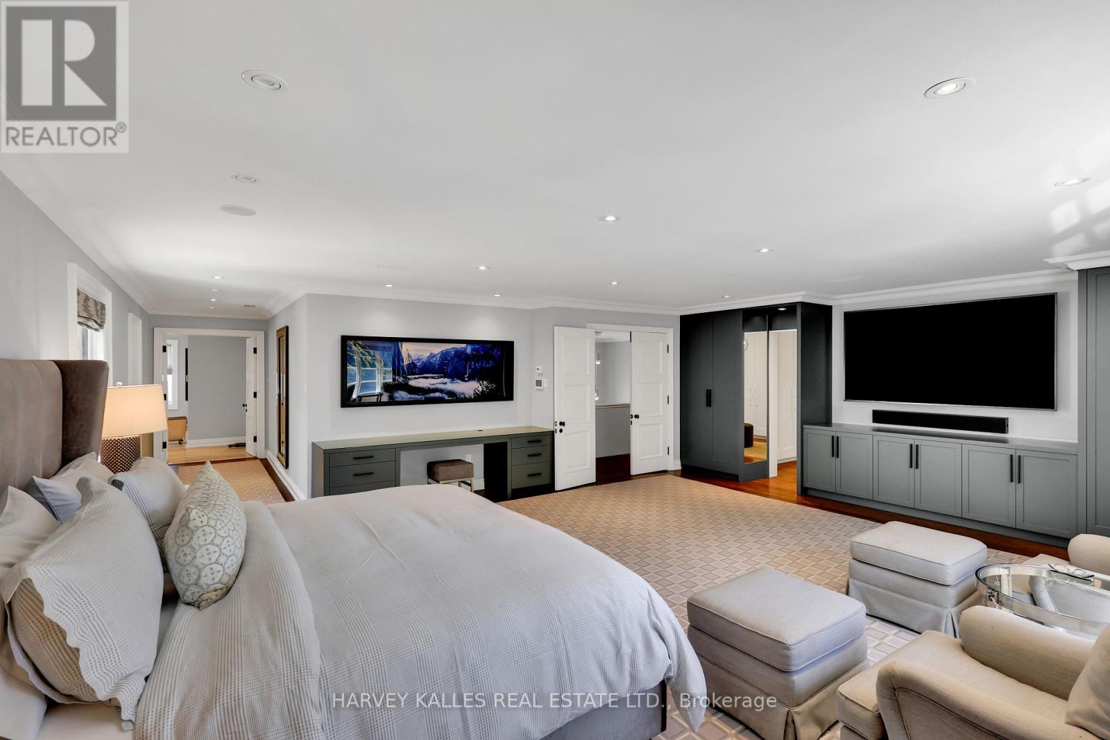 Photo 21 of 67 Fifeshire Road, Toronto ON