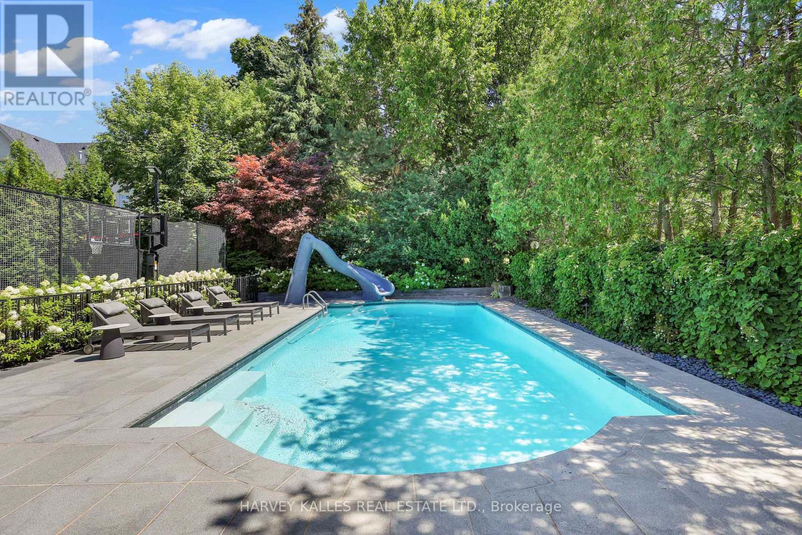 Photo 39 of 67 Fifeshire Road, Toronto ON