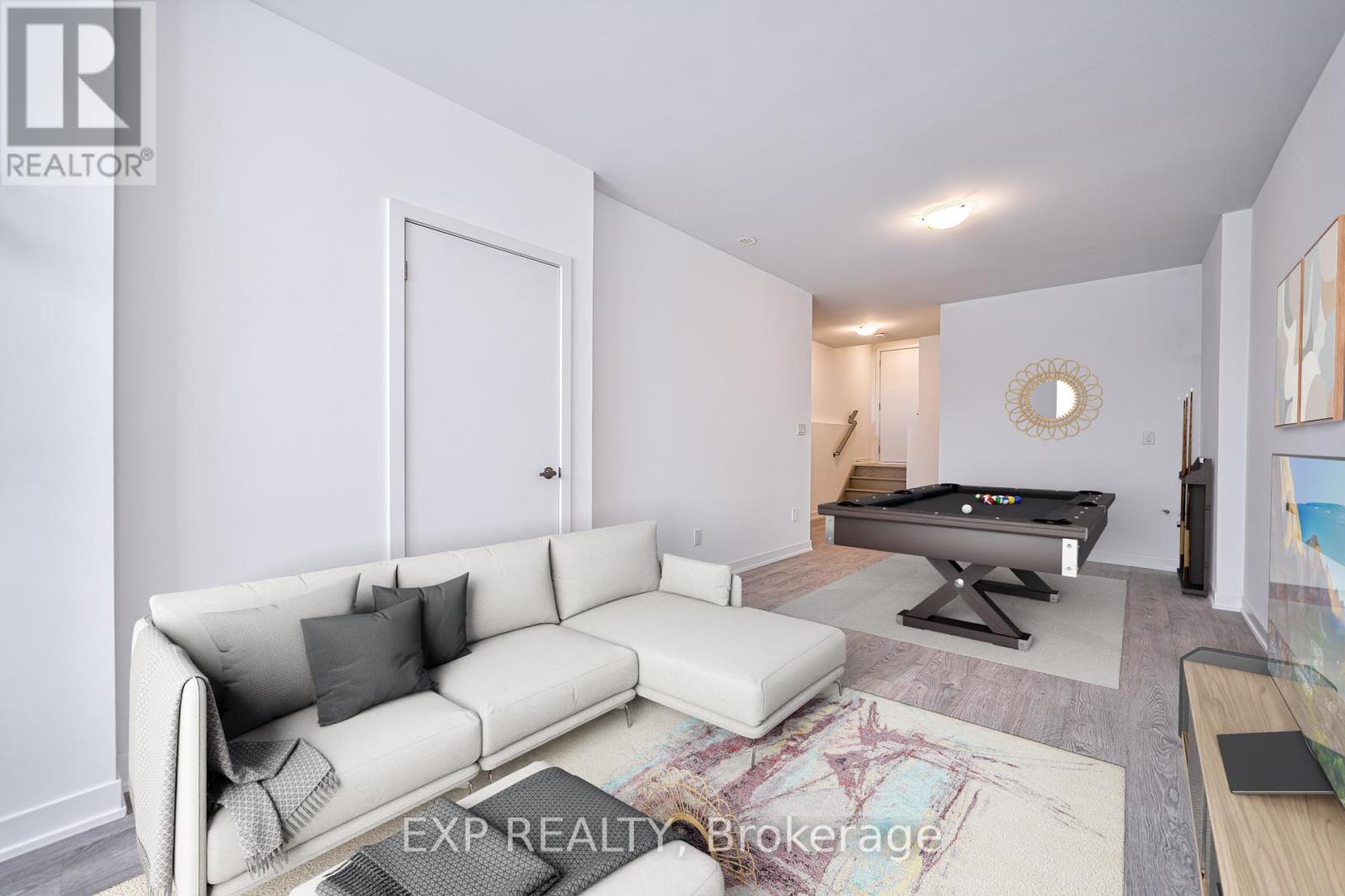 Photo 3 of 58 Hooyo Terrace, Toronto ON