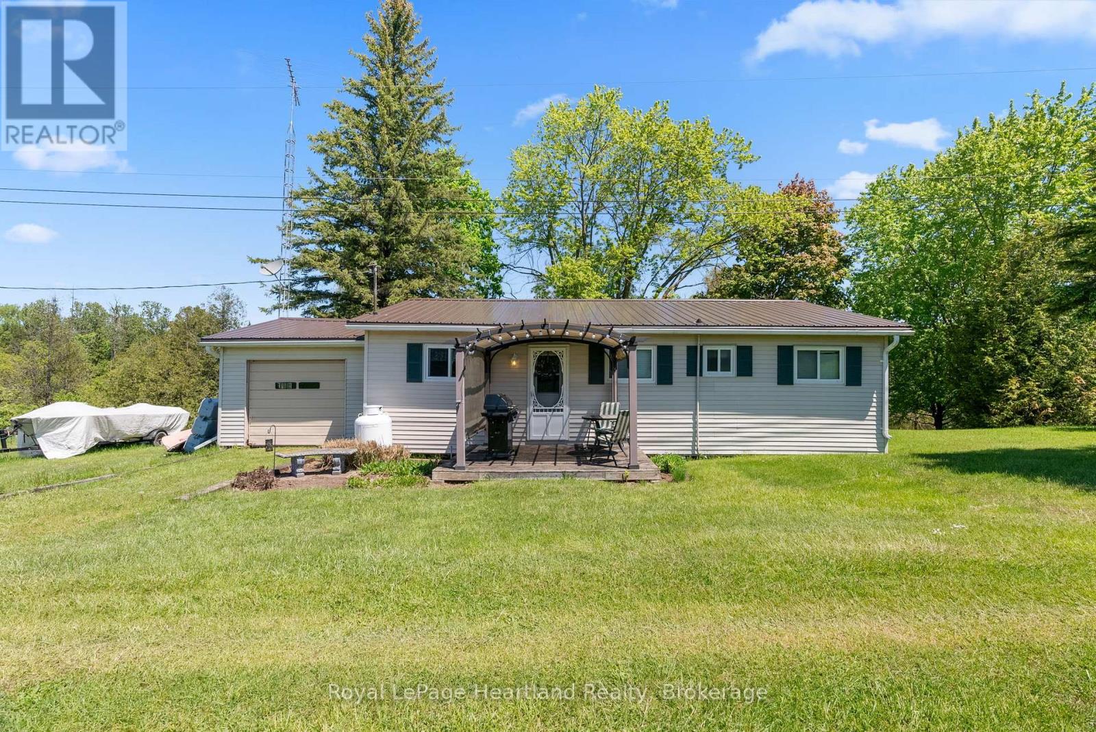Photo 1 of 48 Poechman Lane, Brockton ON
