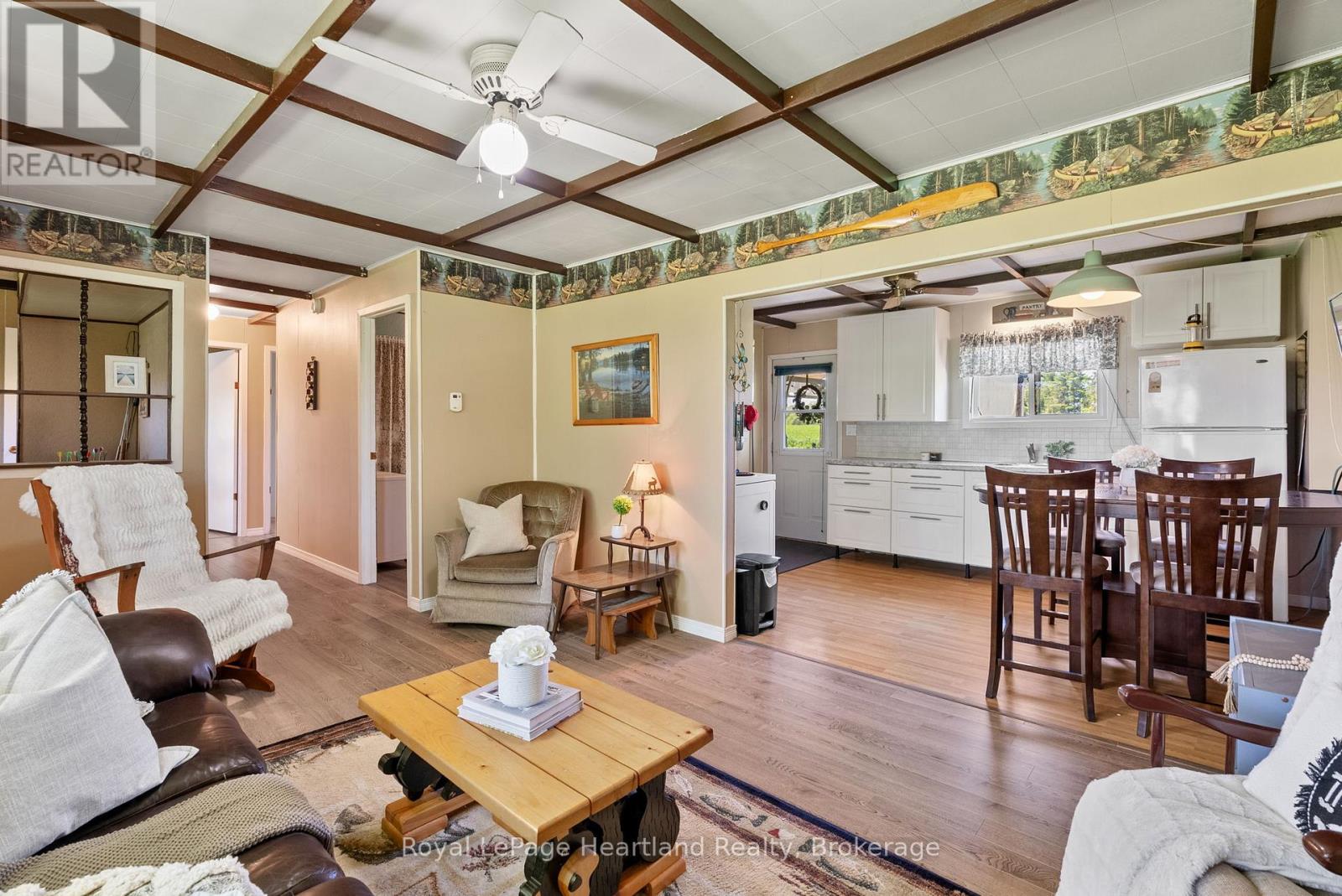 Photo 15 of 48 Poechman Lane, Brockton ON