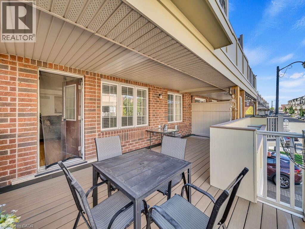 Photo 25 of 700 Neighbourhood Circle Unit 1, Mississauga ON
