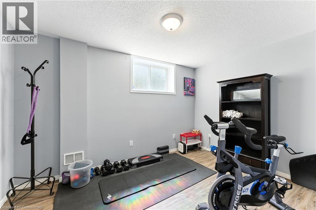 Photo 31 of 63 Waffler Crescent, Cambridge ON
