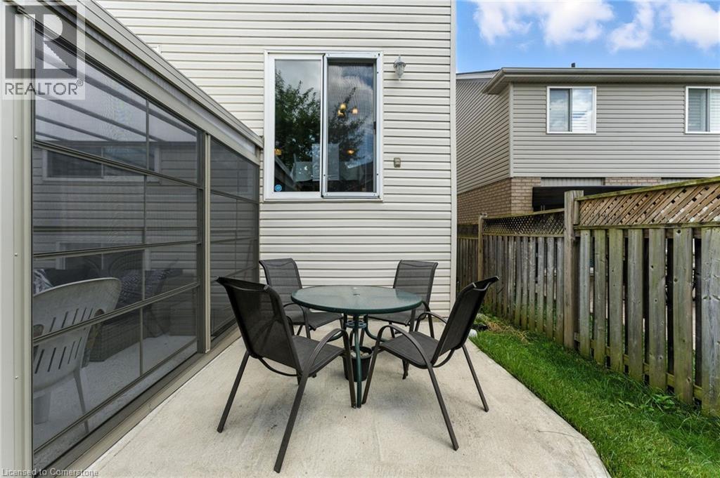 Photo 33 of 63 Waffler Crescent, Cambridge ON