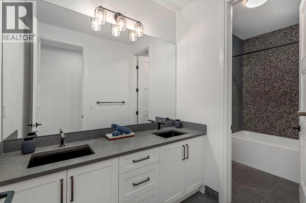 Photo 26 of 2032 41 Avenue Sw, Calgary AB