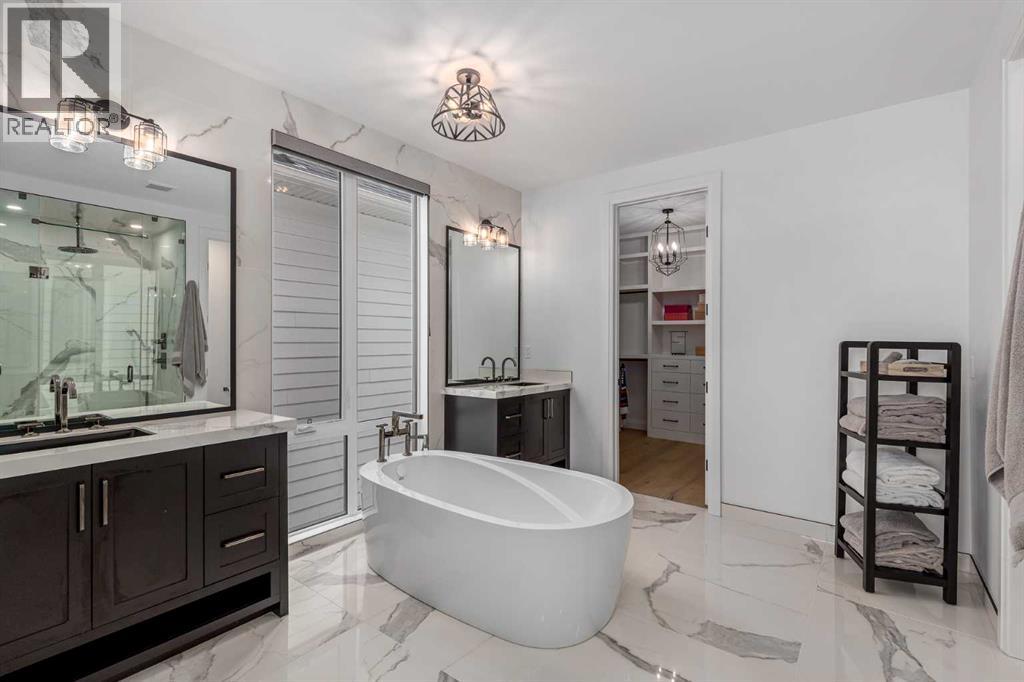Photo 18 of 2032 41 Avenue Sw, Calgary AB