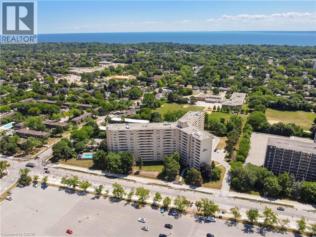 Photo 8 of 700 Dynes Road Unit 1103, Burlington ON