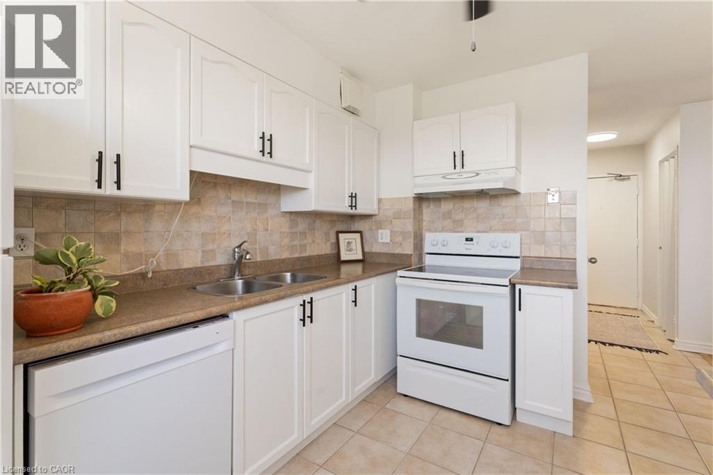 Photo 27 of 700 Dynes Road Unit 1103, Burlington ON
