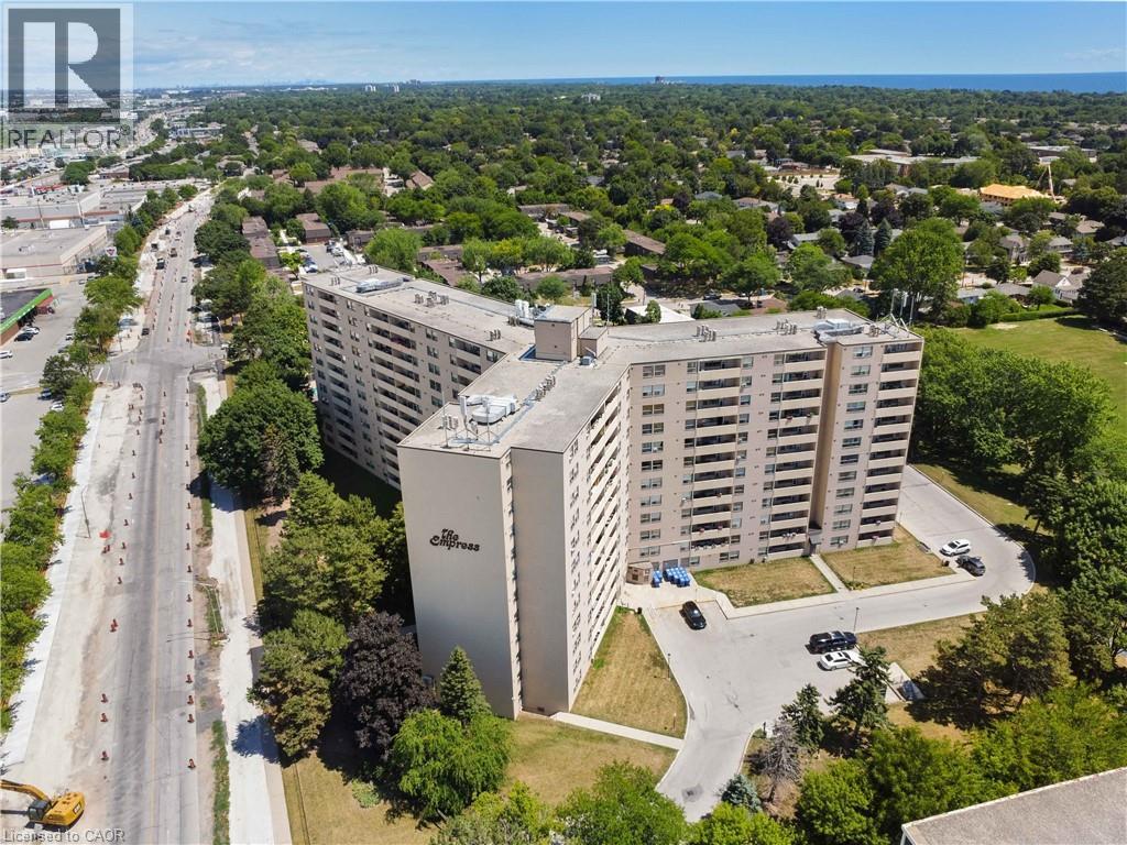 Photo 7 of 700 Dynes Road Unit 1103, Burlington ON