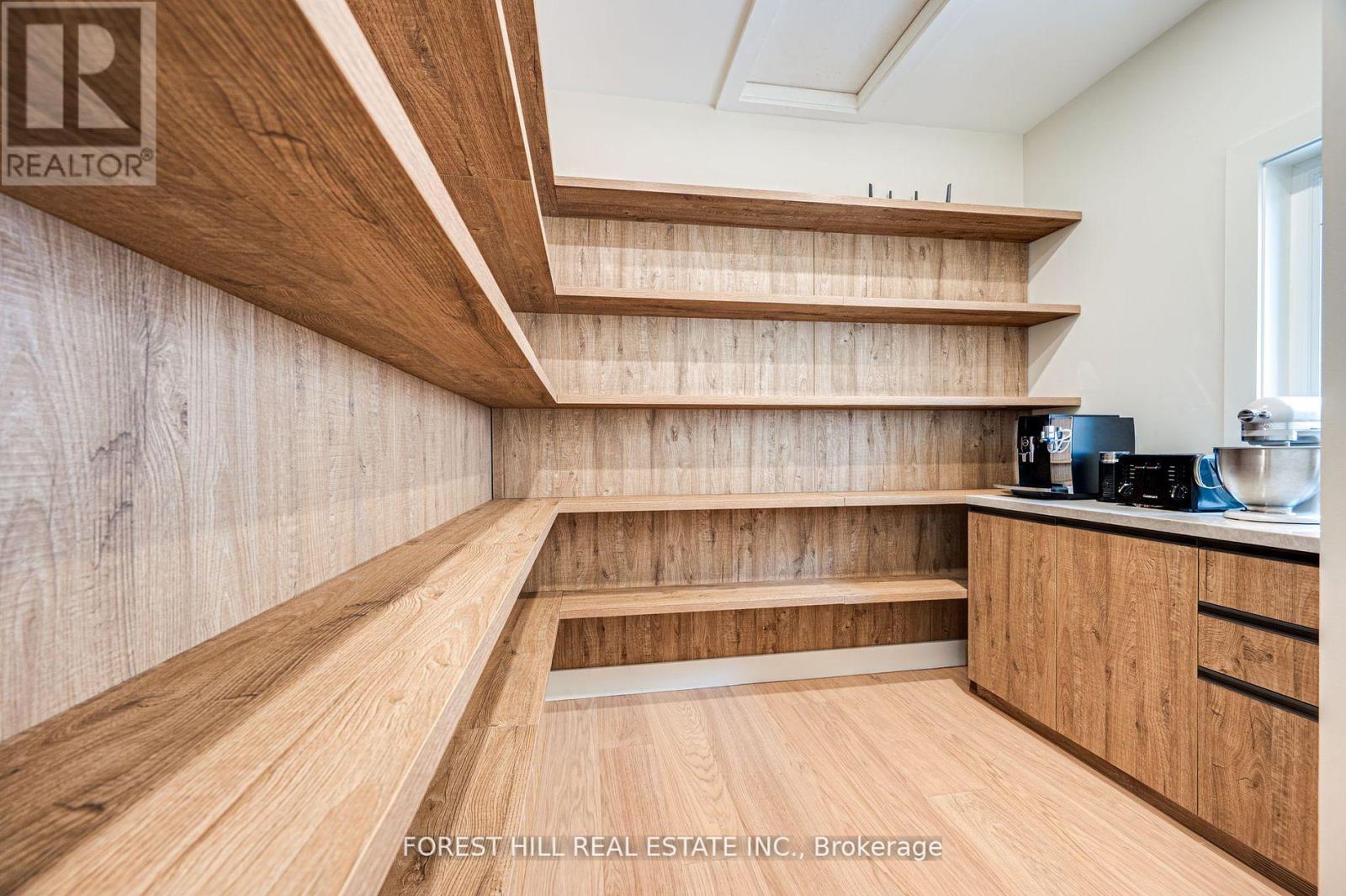 Photo 15 of 295 Strathmore Boulevard, Toronto ON