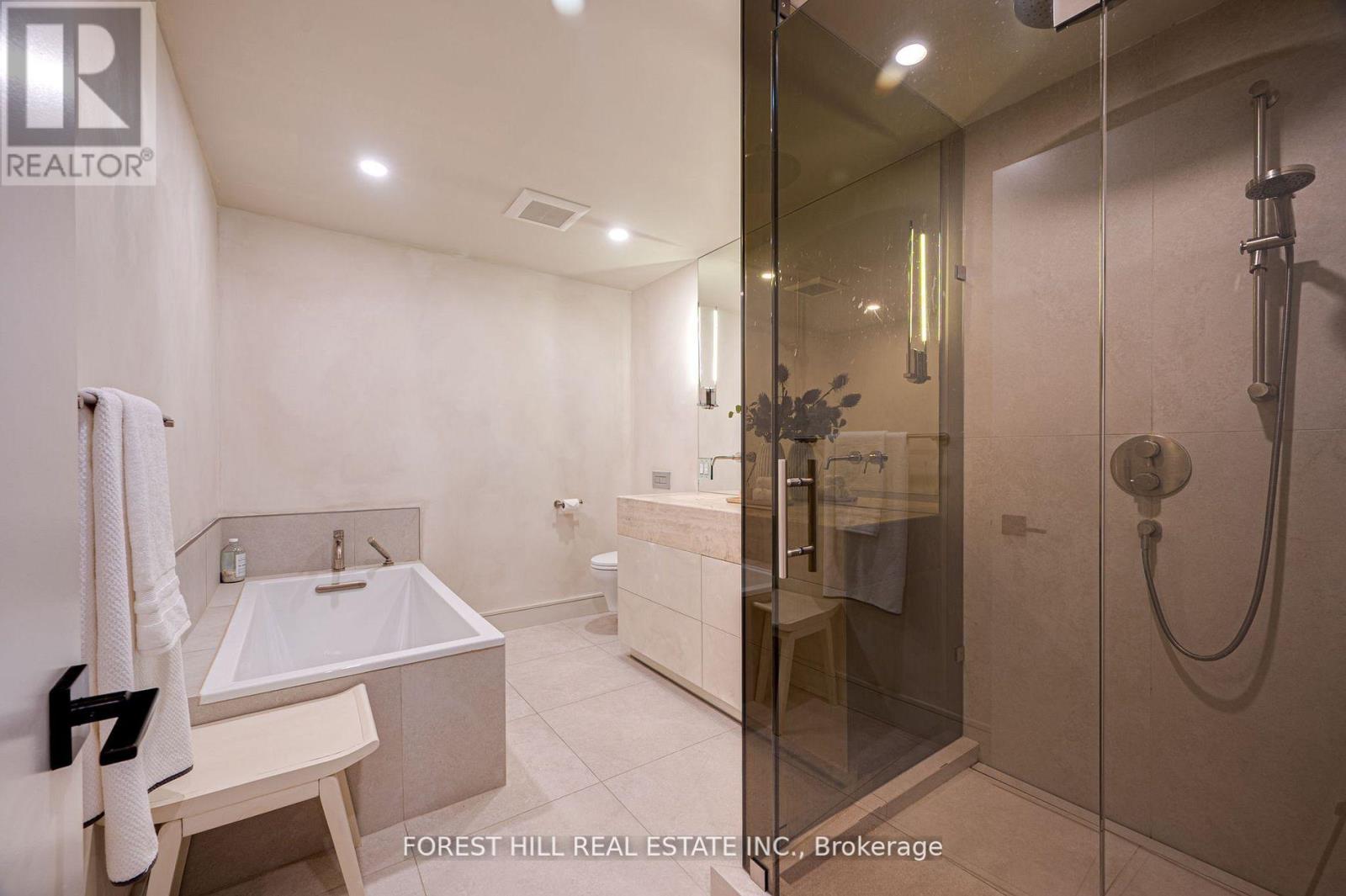 Photo 21 of 295 Strathmore Boulevard, Toronto ON