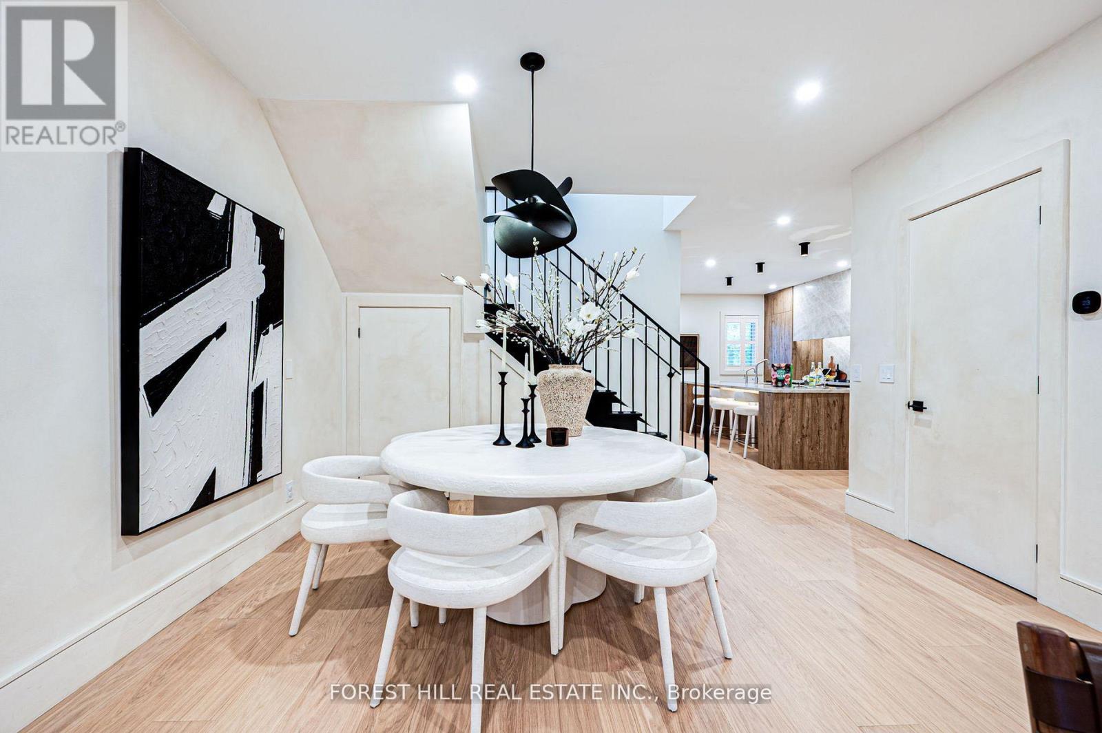 Photo 9 of 295 Strathmore Boulevard, Toronto ON