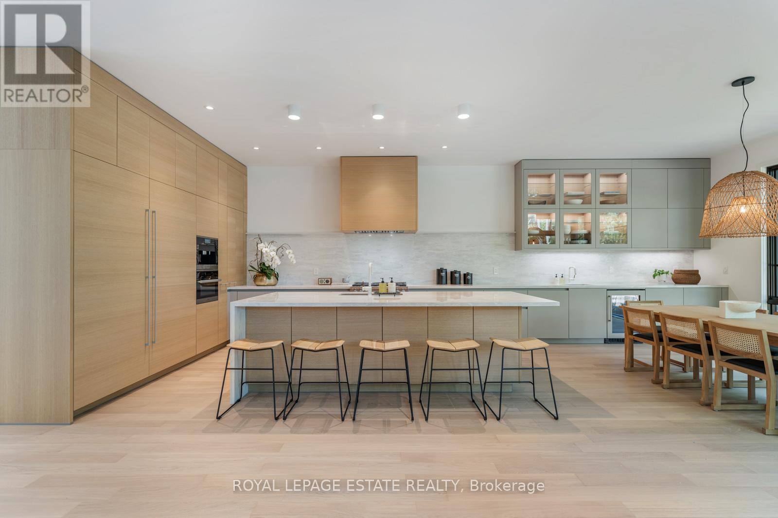Photo 16 of 138 Balsam Avenue, Toronto ON