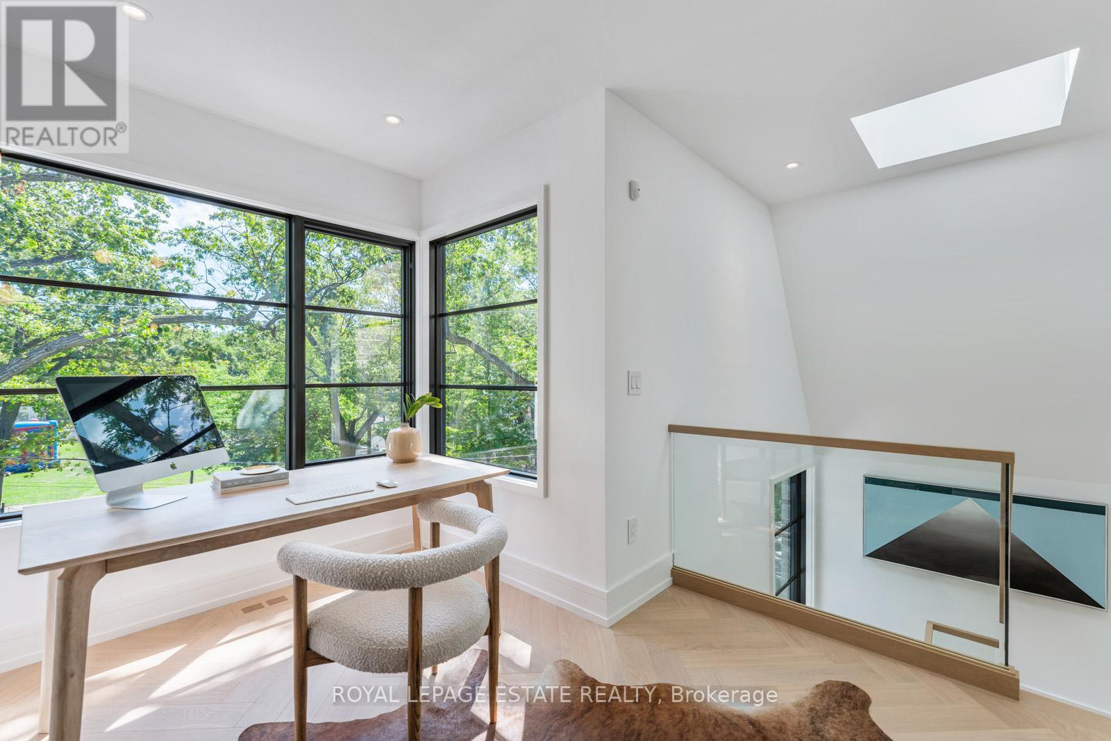 Photo 32 of 138 Balsam Avenue, Toronto ON