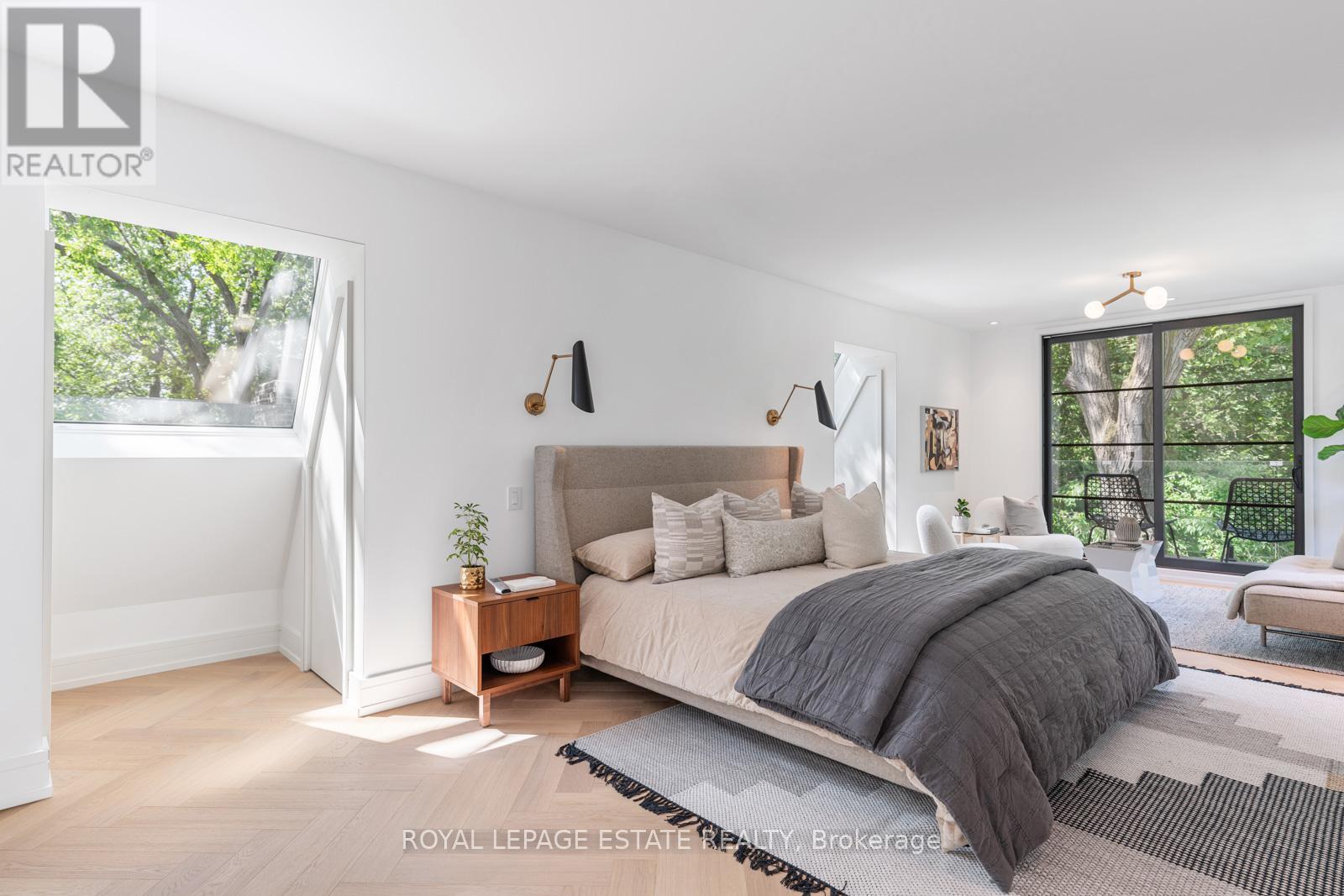 Photo 35 of 138 Balsam Avenue, Toronto ON