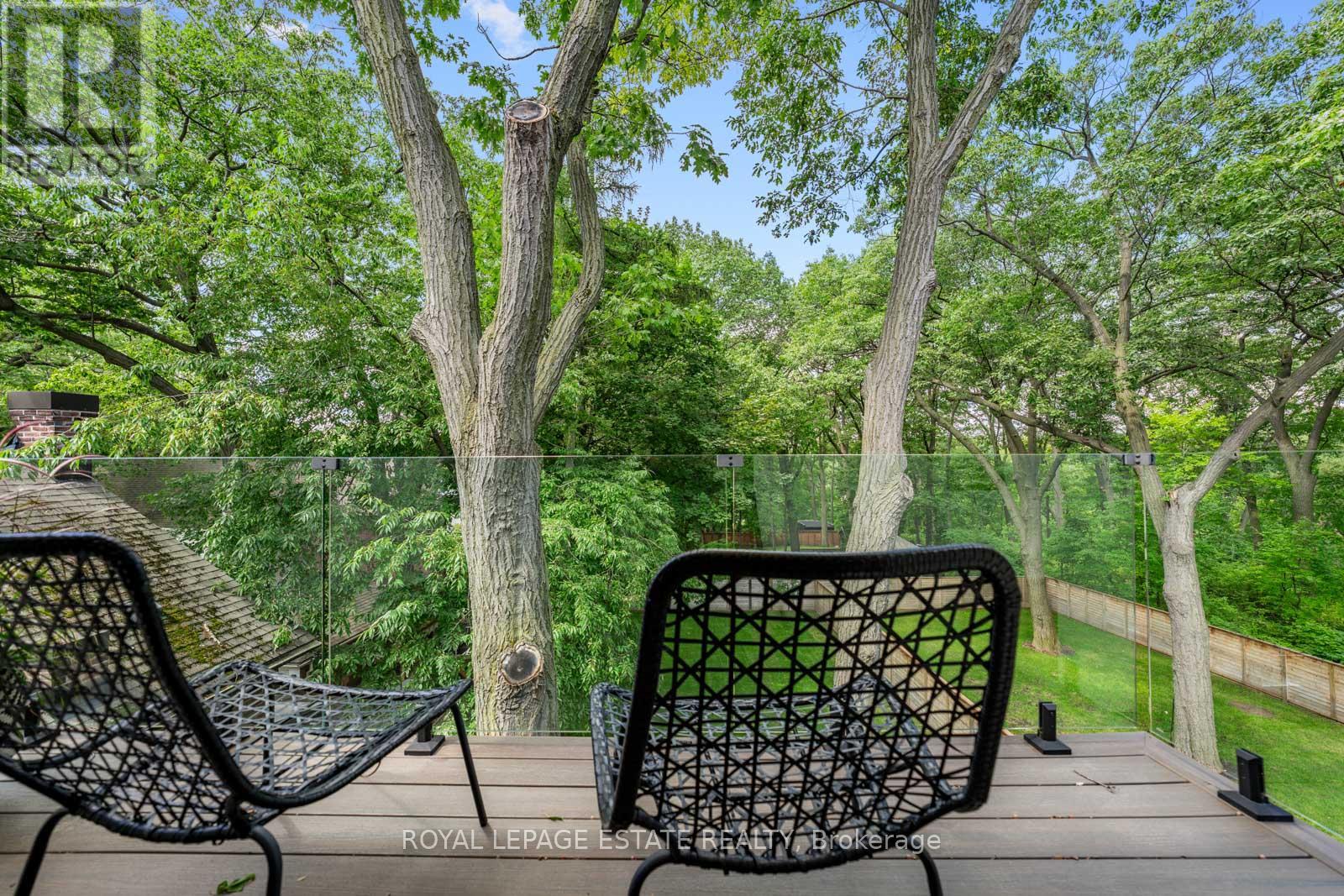 Photo 39 of 138 Balsam Avenue, Toronto ON