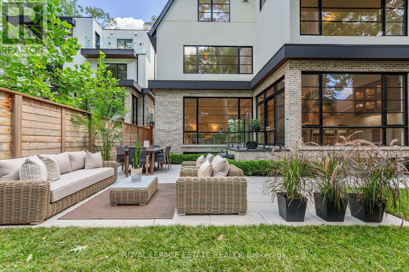 Photo 46 of 138 Balsam Avenue, Toronto ON