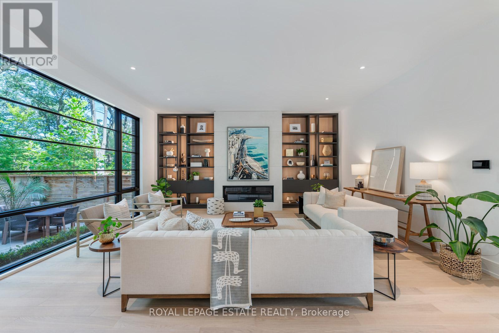 Photo 9 of 138 Balsam Avenue, Toronto ON