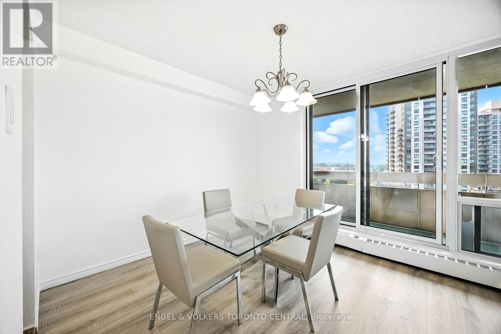 Photo 12 of 910 1210 Radom Street, Pickering ON