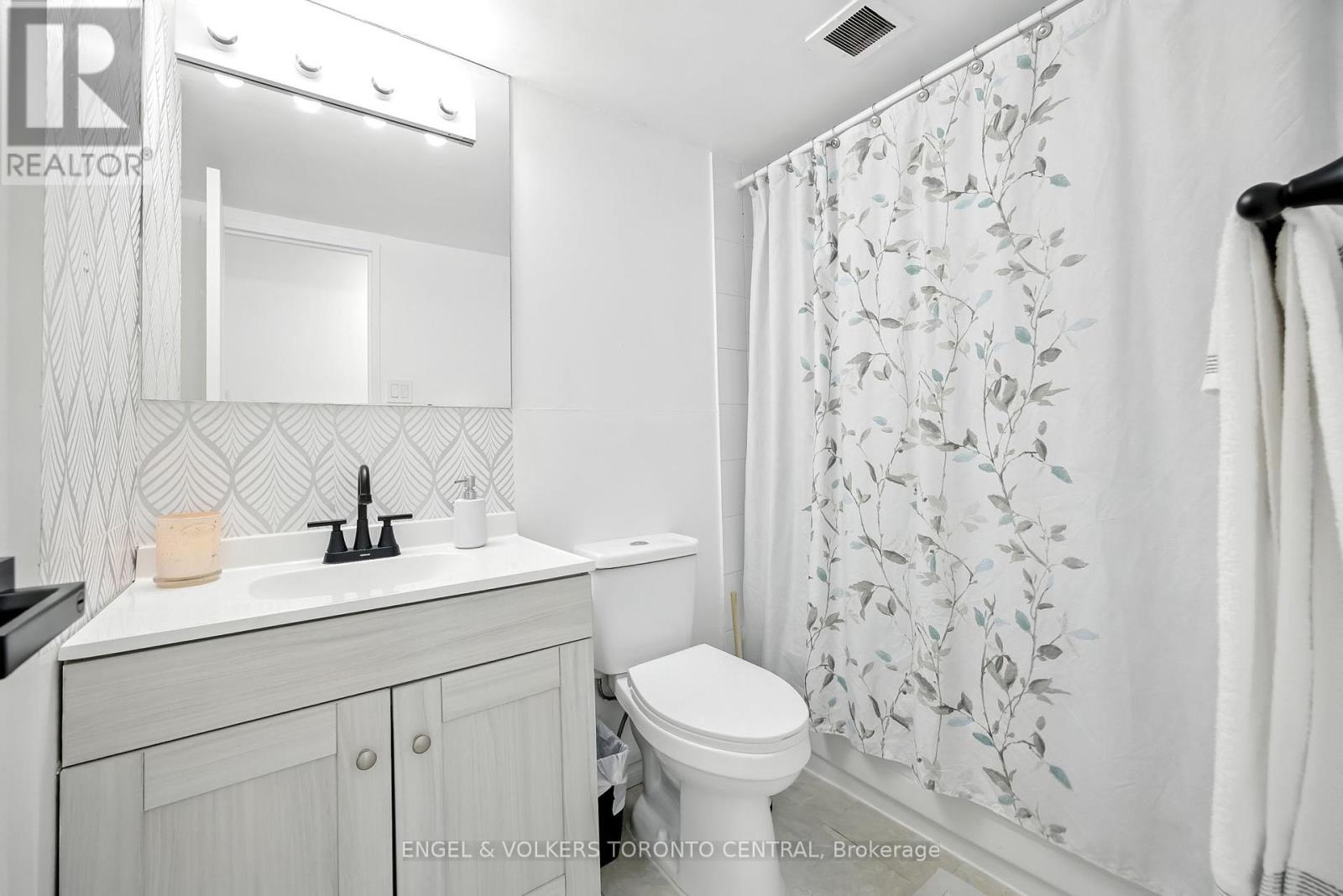 Photo 28 of 910 1210 Radom Street, Pickering ON