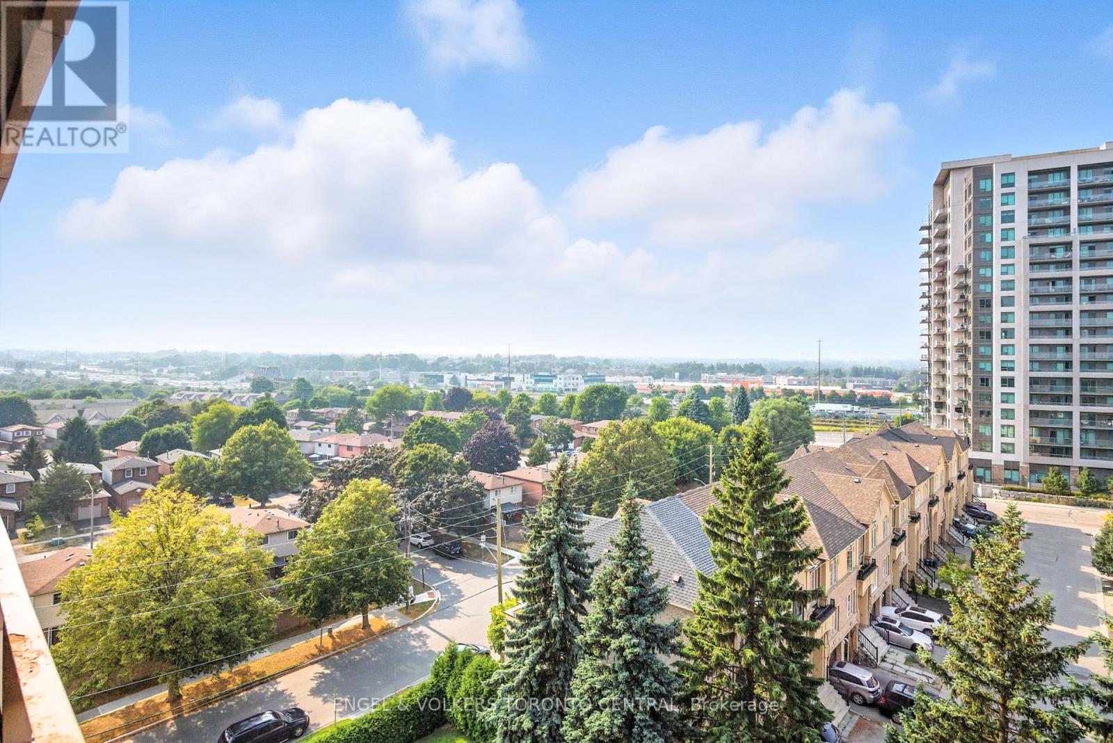Photo 34 of 910 1210 Radom Street, Pickering ON
