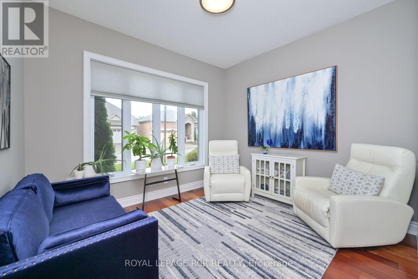 Photo 21 of 111 Ridge Way, New Tecumseth ON