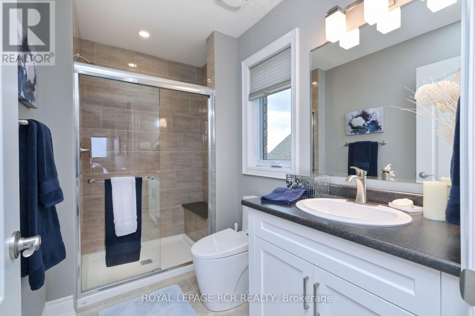 Photo 26 of 111 Ridge Way, New Tecumseth ON