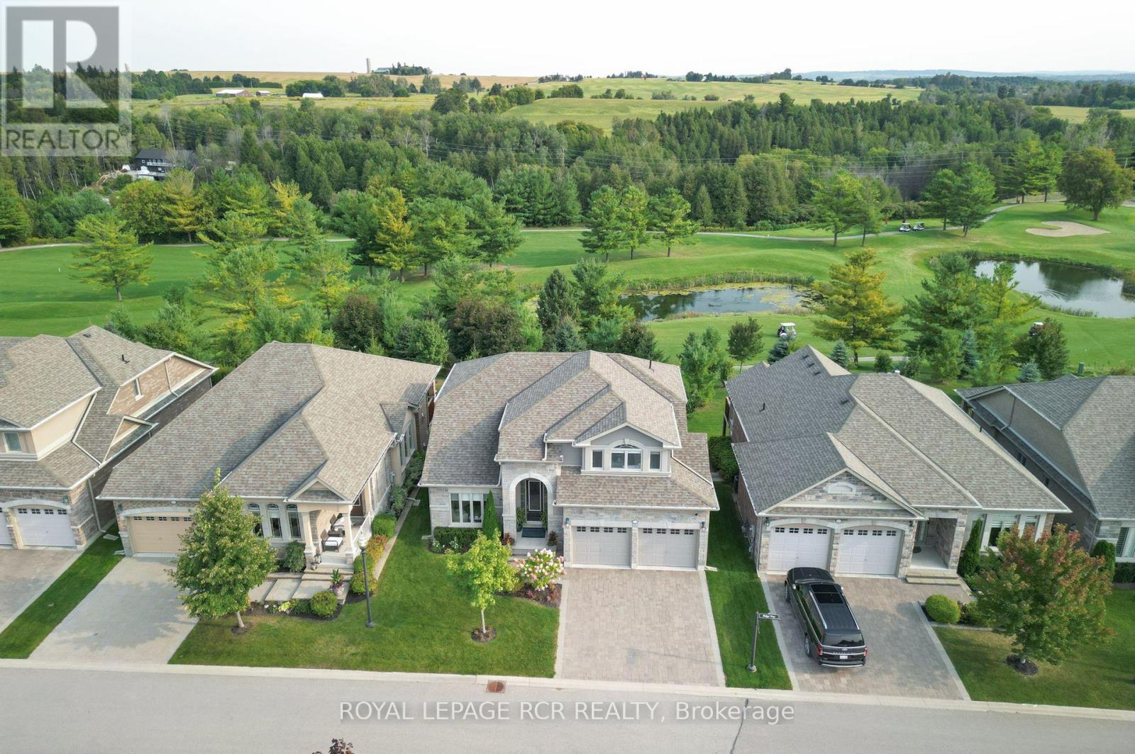 Photo 38 of 111 Ridge Way, New Tecumseth ON